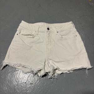 H&M Y2K White Mini Jorts